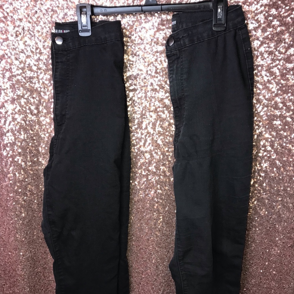 2 pairs of Fashion Nova high waisted jeans